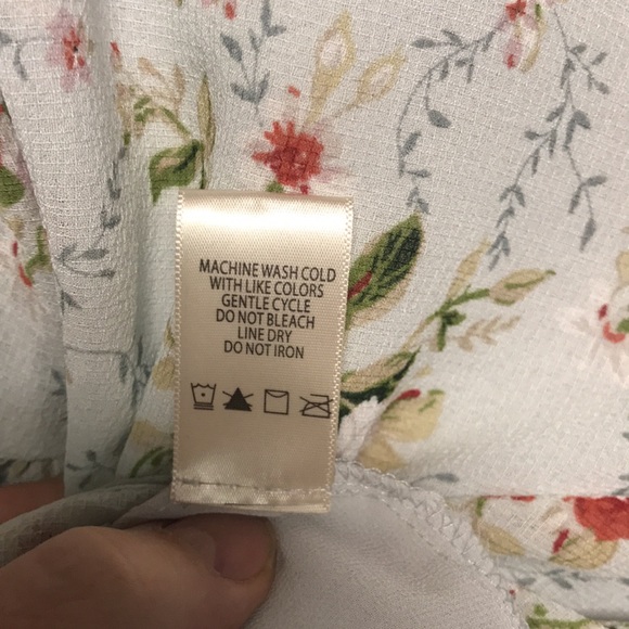 Max Studio woman’s floral print blouse bell sleeves, Small (sum232) - Picture 12 of 13